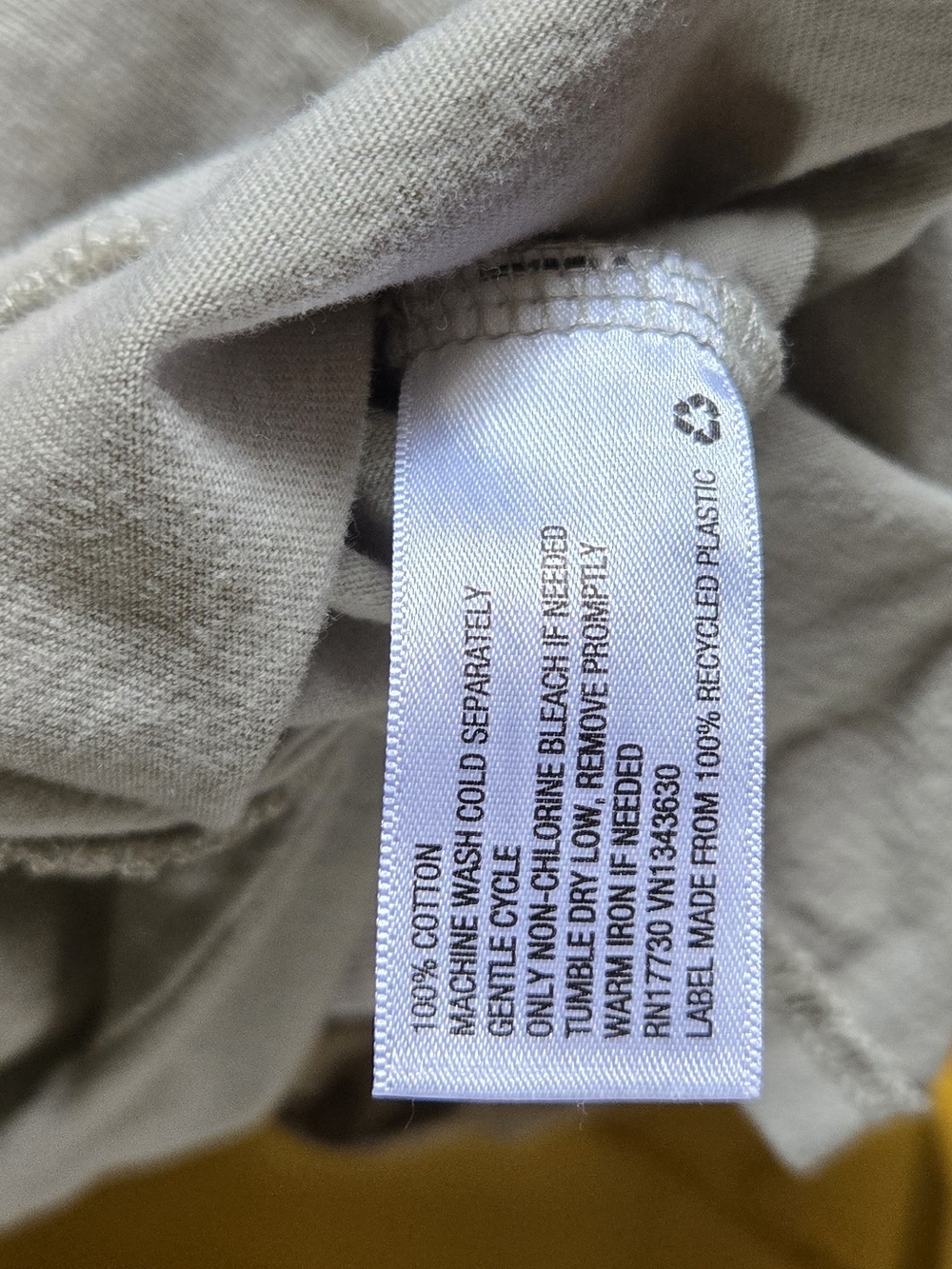 Universal Thread Light Green Ruffle Sleeve Women’s Top - Picture 4 of 4